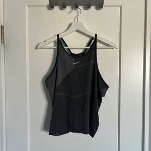 Nike Women's Black Athletic Tank Top